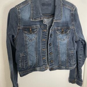 Classic Women's Denim Jacket - Blue